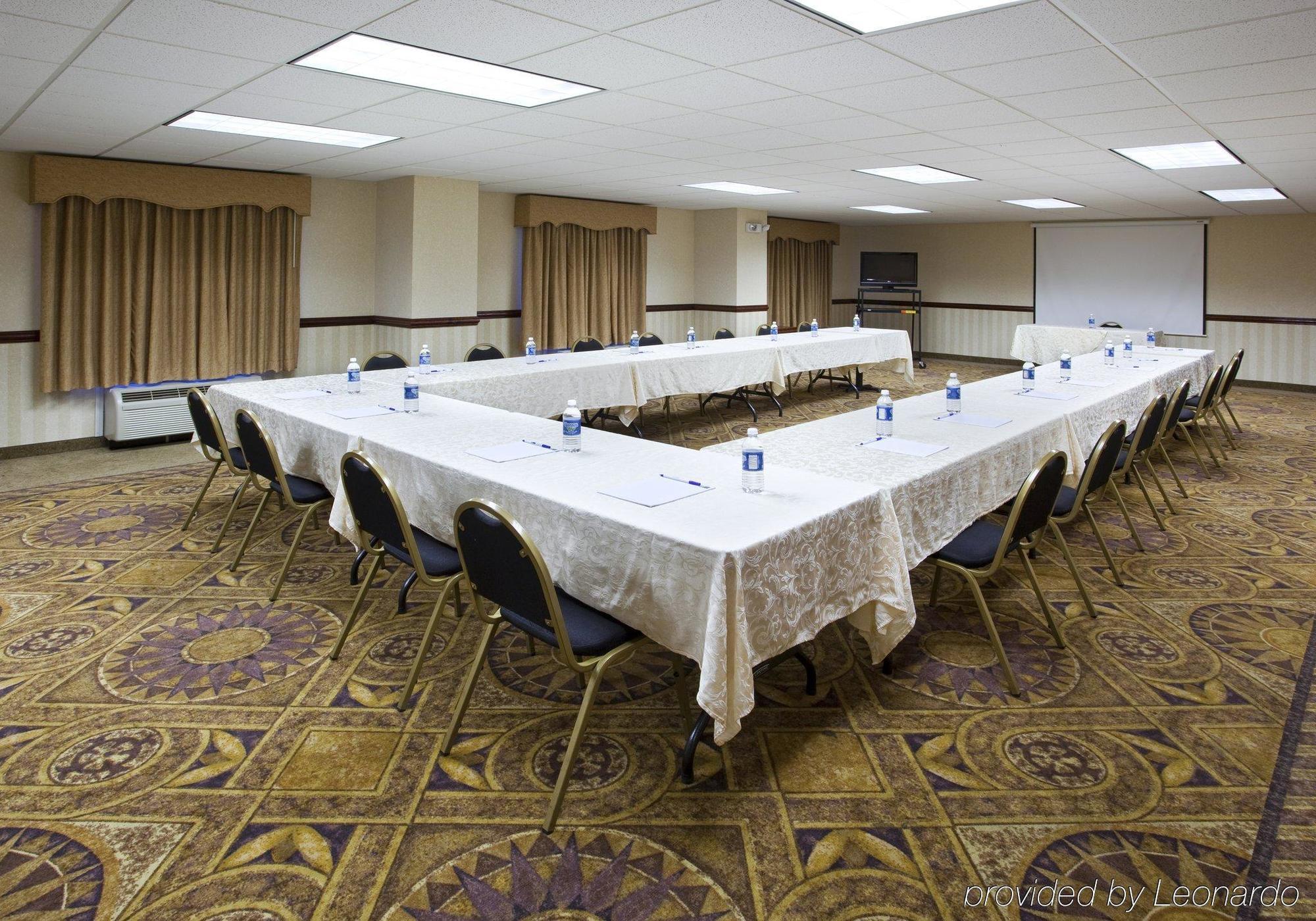 Holiday Inn Express Toledo-Oregon By Ihg Exterior foto